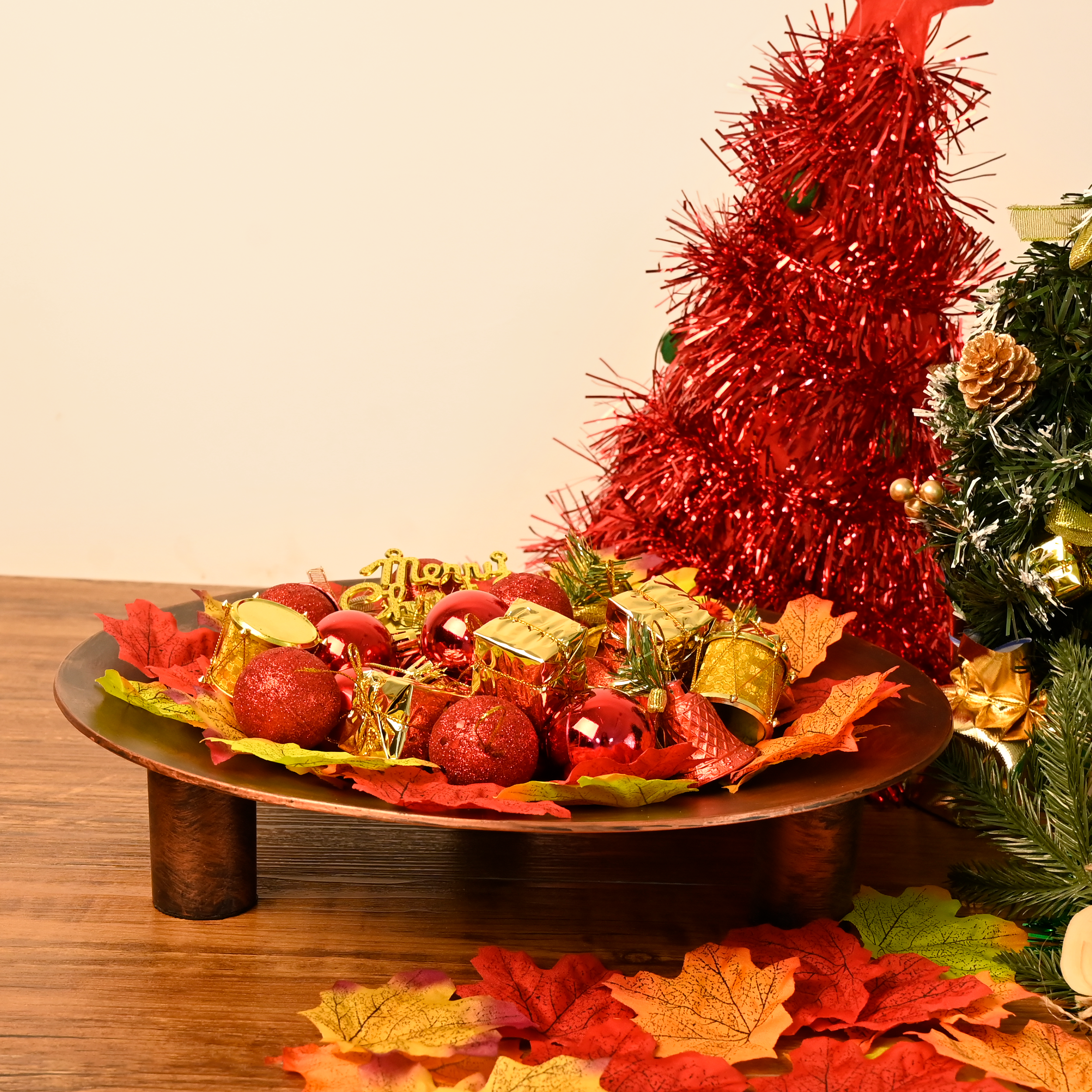 Altan Round Metal Tray