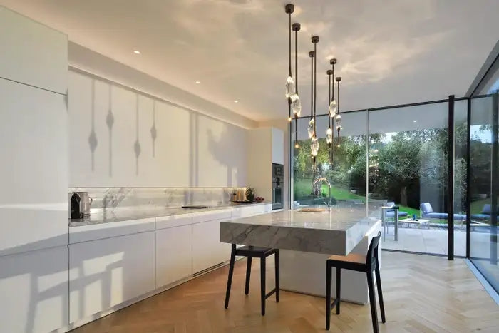 PEZEO SINGLE CRYSTAL PENDANTPEZZEO SINGLE CRYSTAL PENDANT