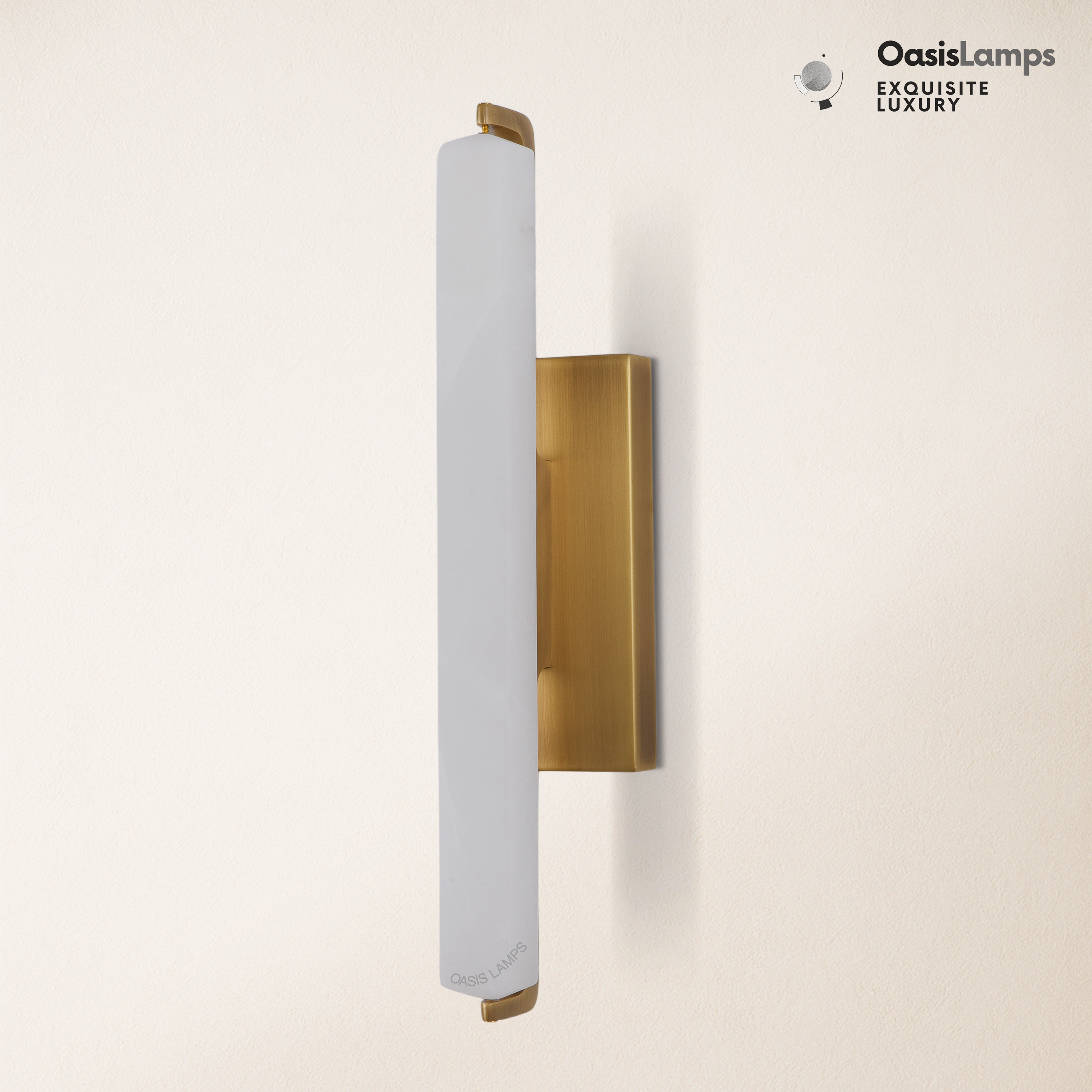 Clara Glow Alabaster Wall Sconce 19"#color_brass,style_single