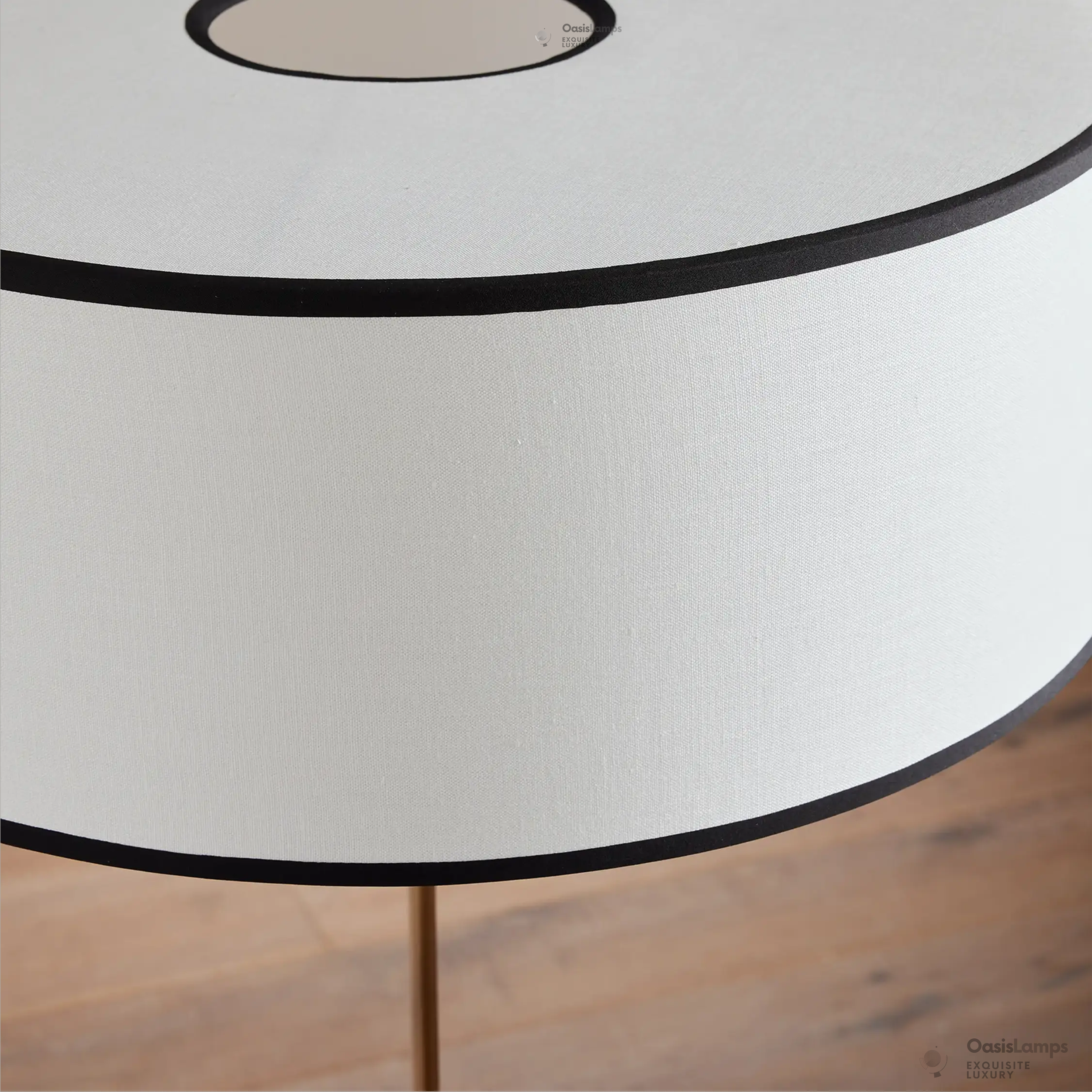 Daphne Linen Floor Lamp 23"D