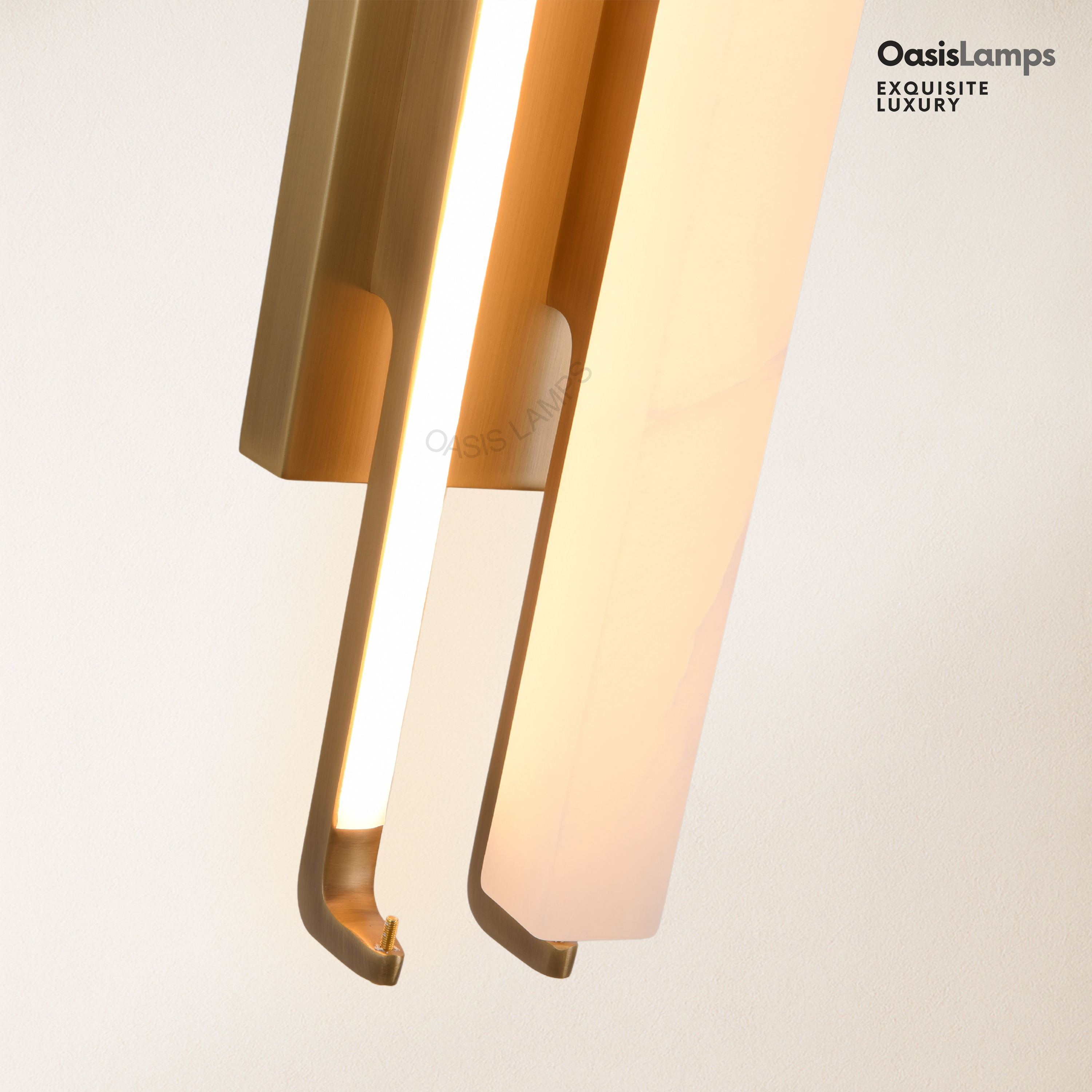 Clara Glow Alabaster Wall Sconce 19"#color_brass