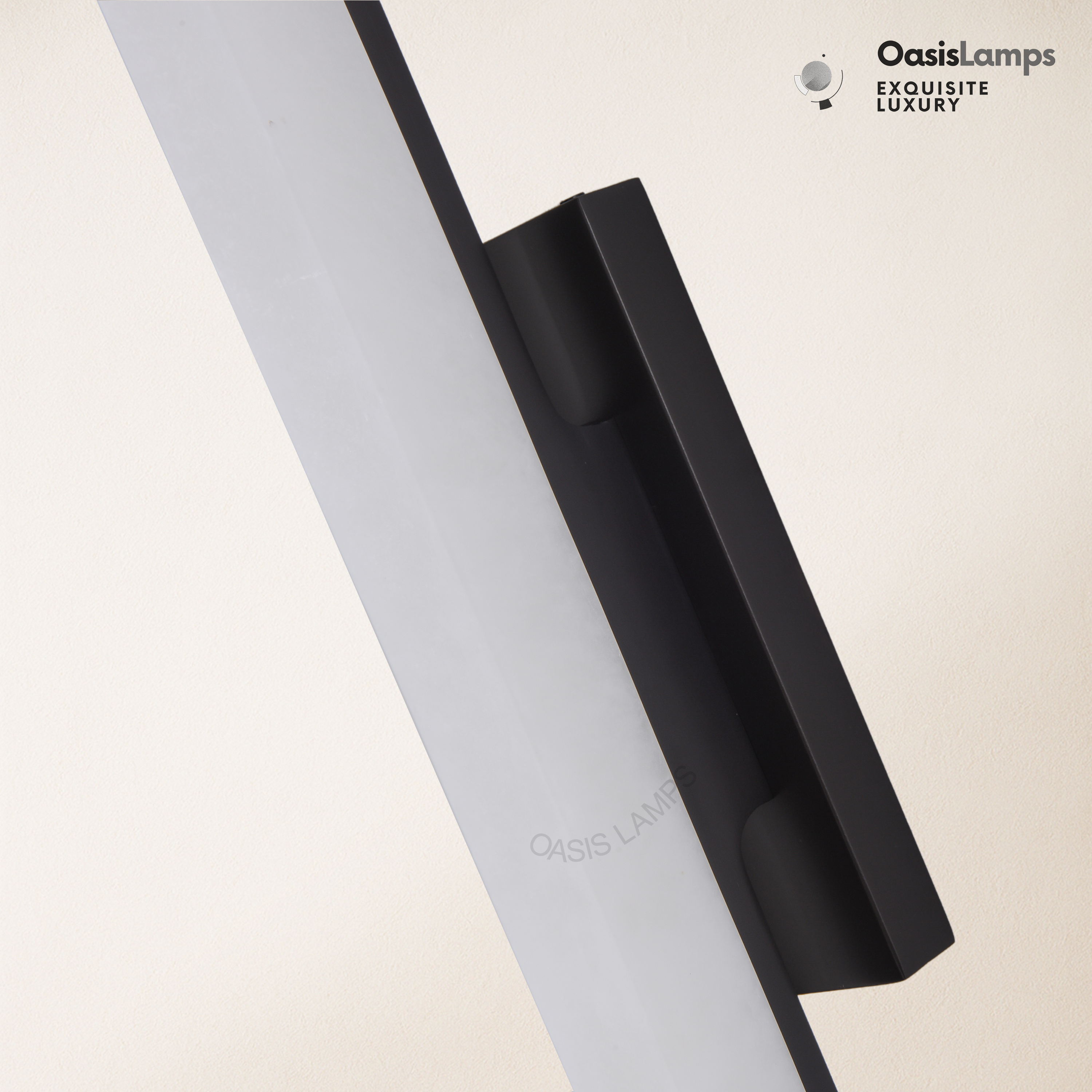 Clara Glow Alabaster Wall Sconce 19"#color_black