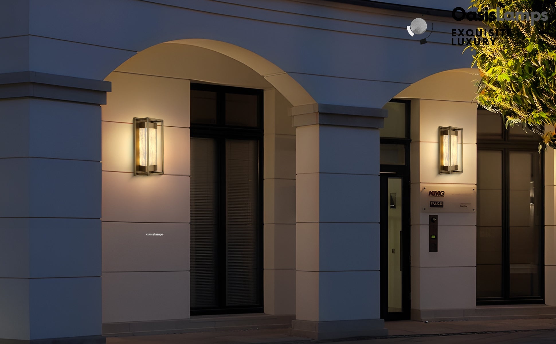 Bravura Alabaster Wall Sconce 15.7"H#color_brass