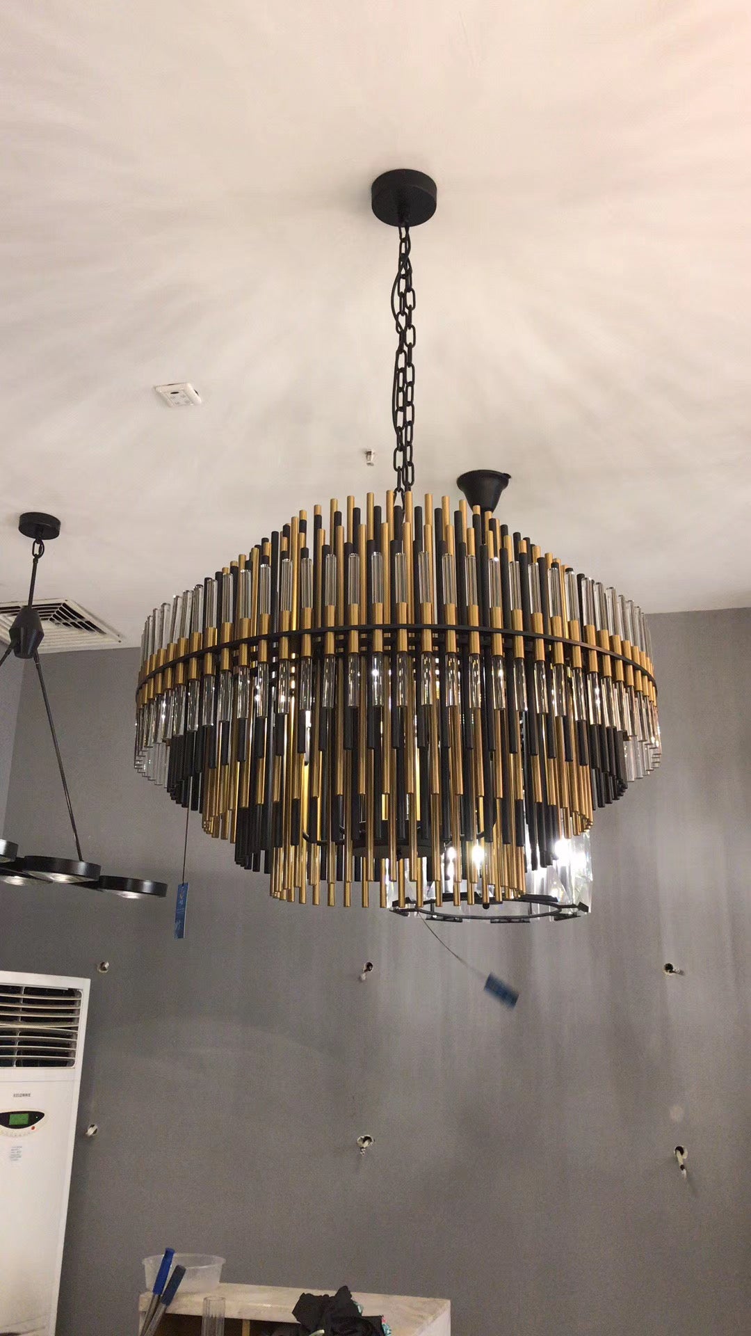 Emil Linear Chandelier For Metal