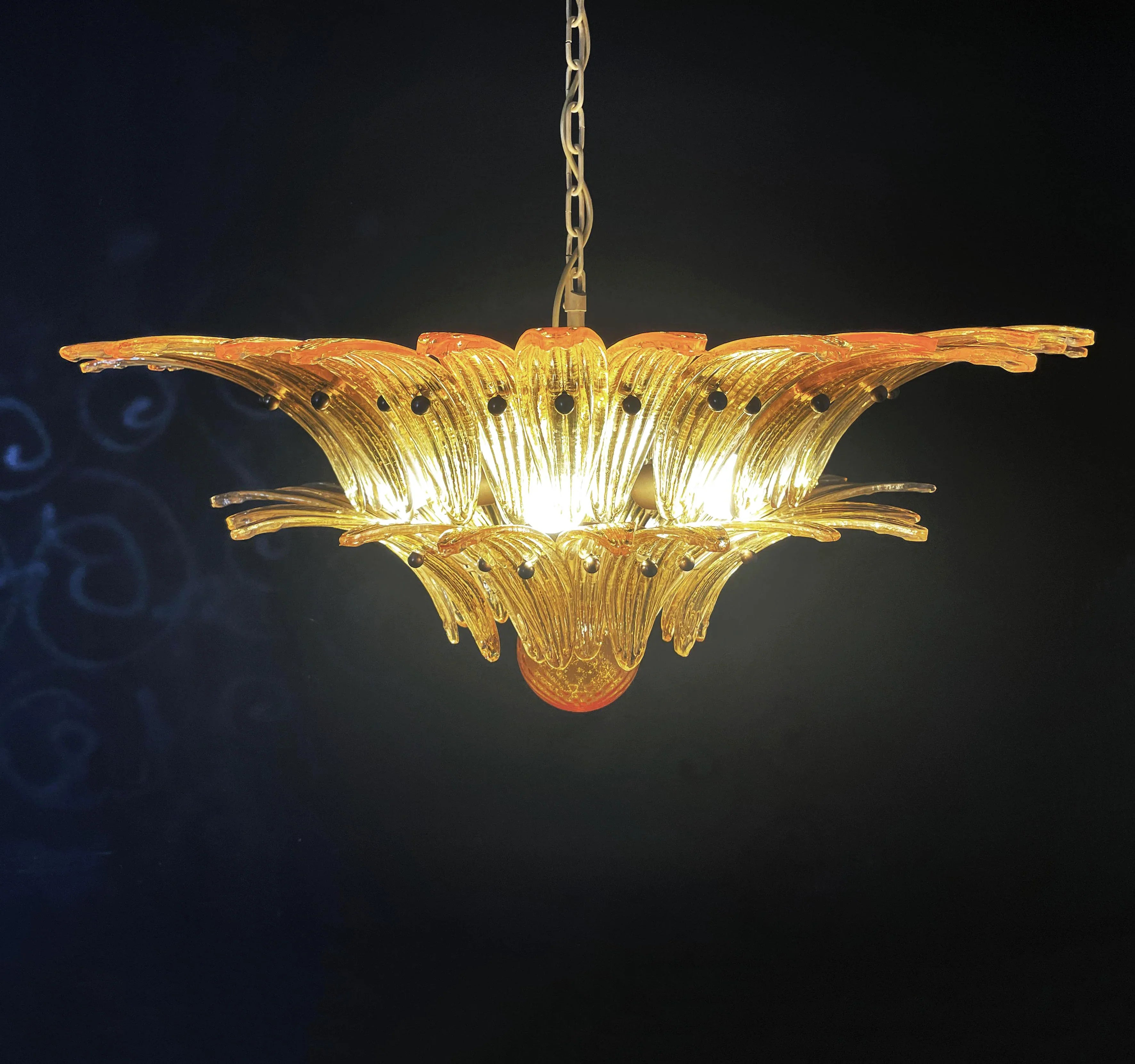 Murano Palmette Amber Chandelier 34"