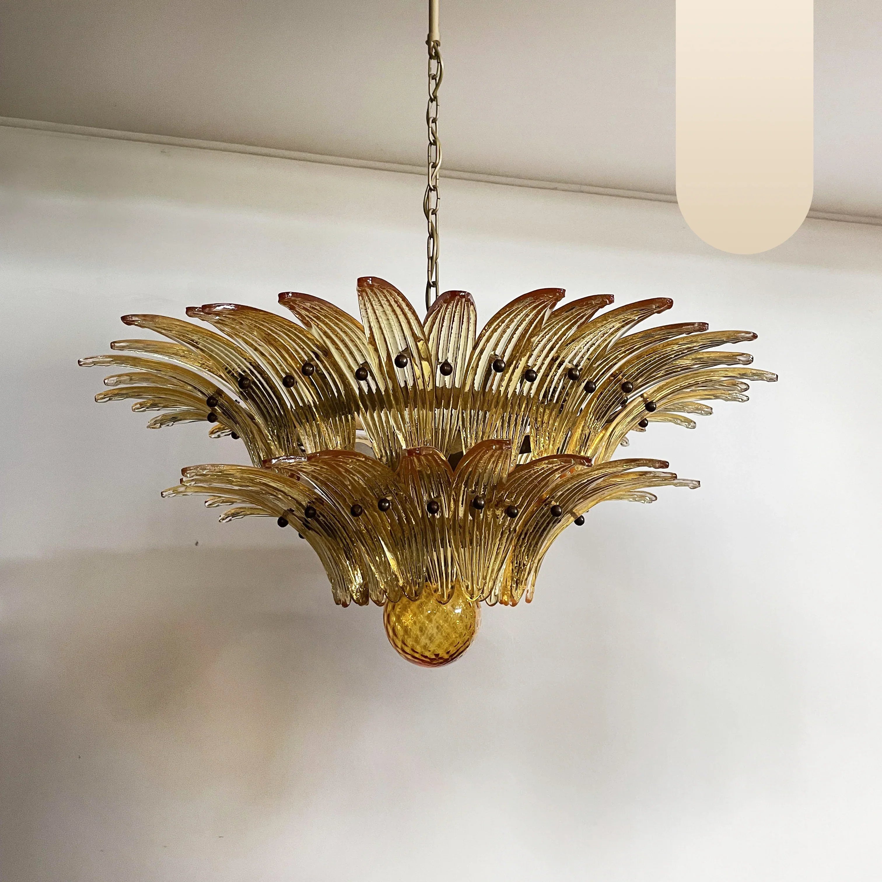 Murano Palmette Amber Chandelier 34"