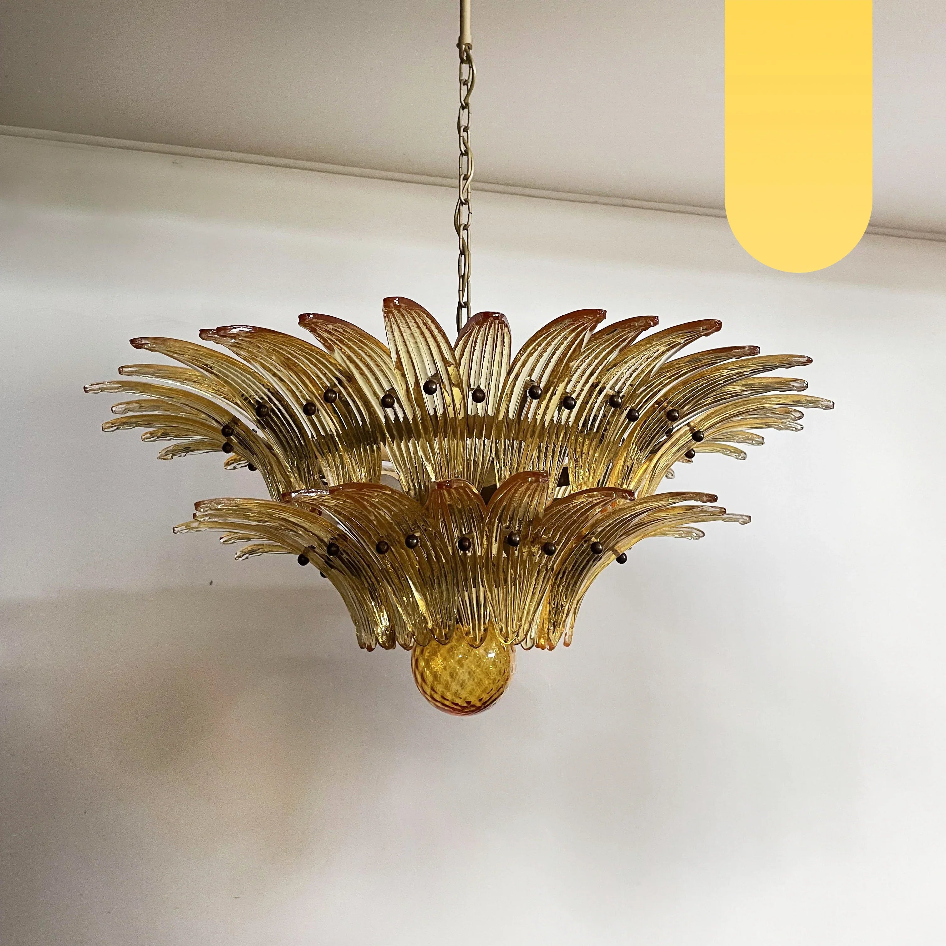 Murano Palmette Amber Chandelier 34"