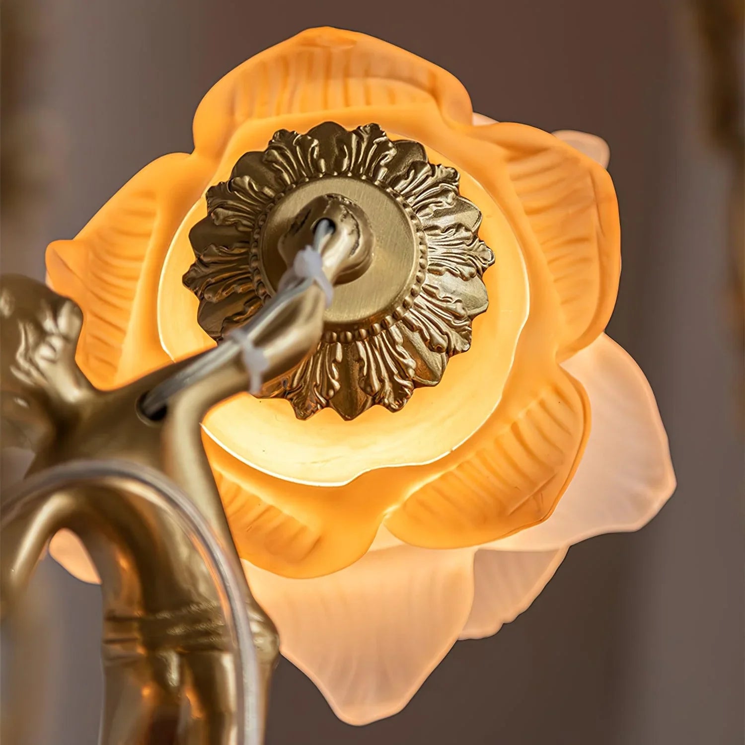 Flora Putti Statuettes Brass Suspension