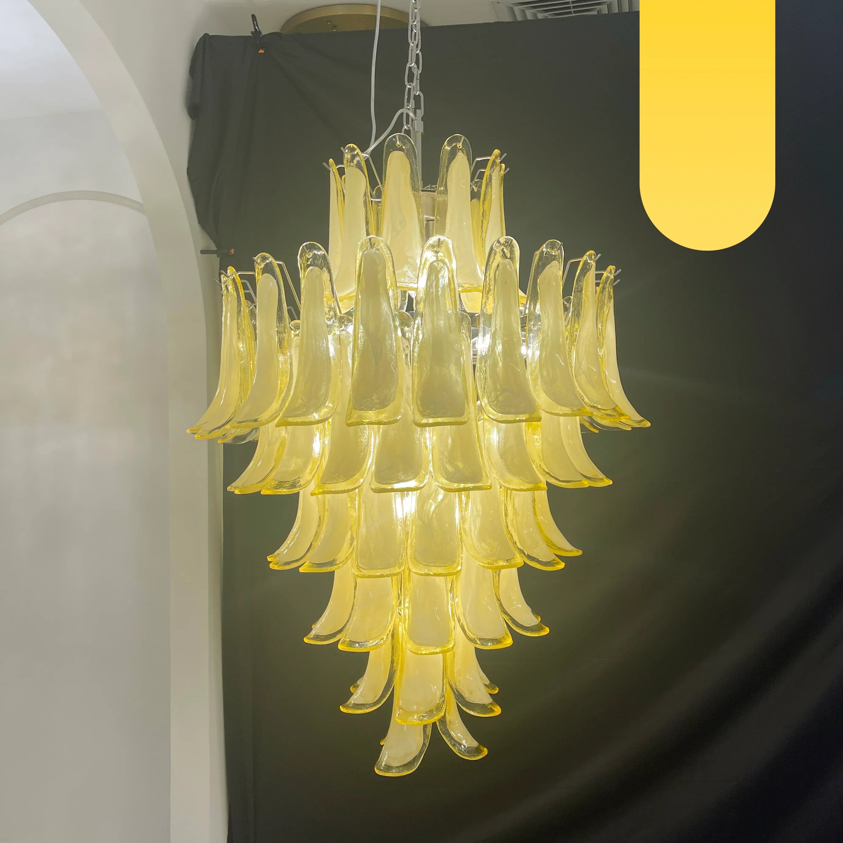 Stunning Murano Caramel Glass Petals Chandelier 31.5"