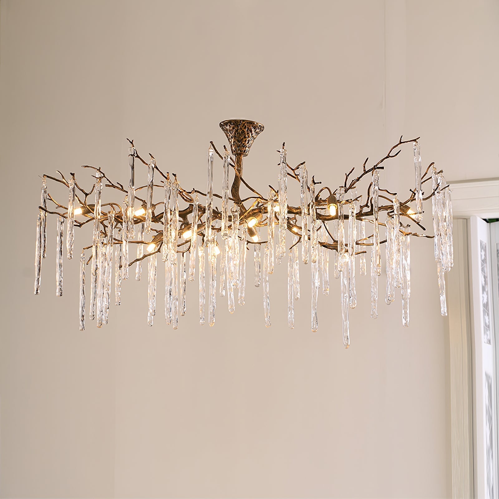Annata Ice Strip Glamour Dripstone Chandelier