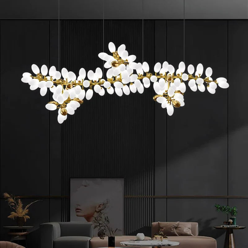 Harris Valiant Chandelier, Horizontal