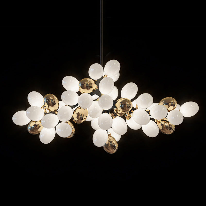 Harris Valiant Chandelier, Horizontal