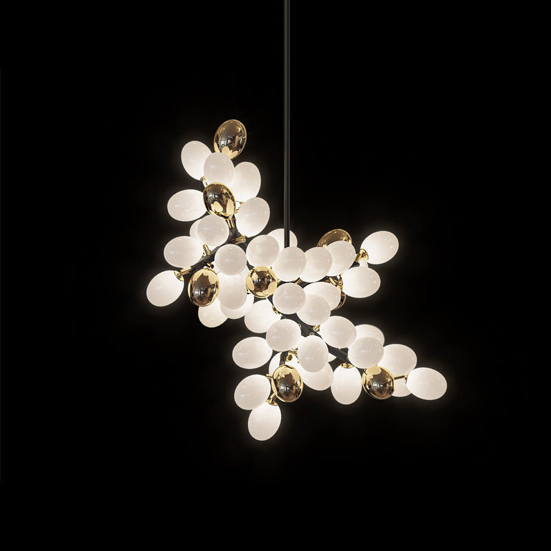 Harris Valiant Chandelier, Horizontal