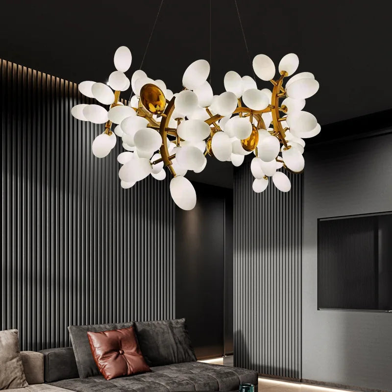Harris Valiant Chandelier, Horizontal