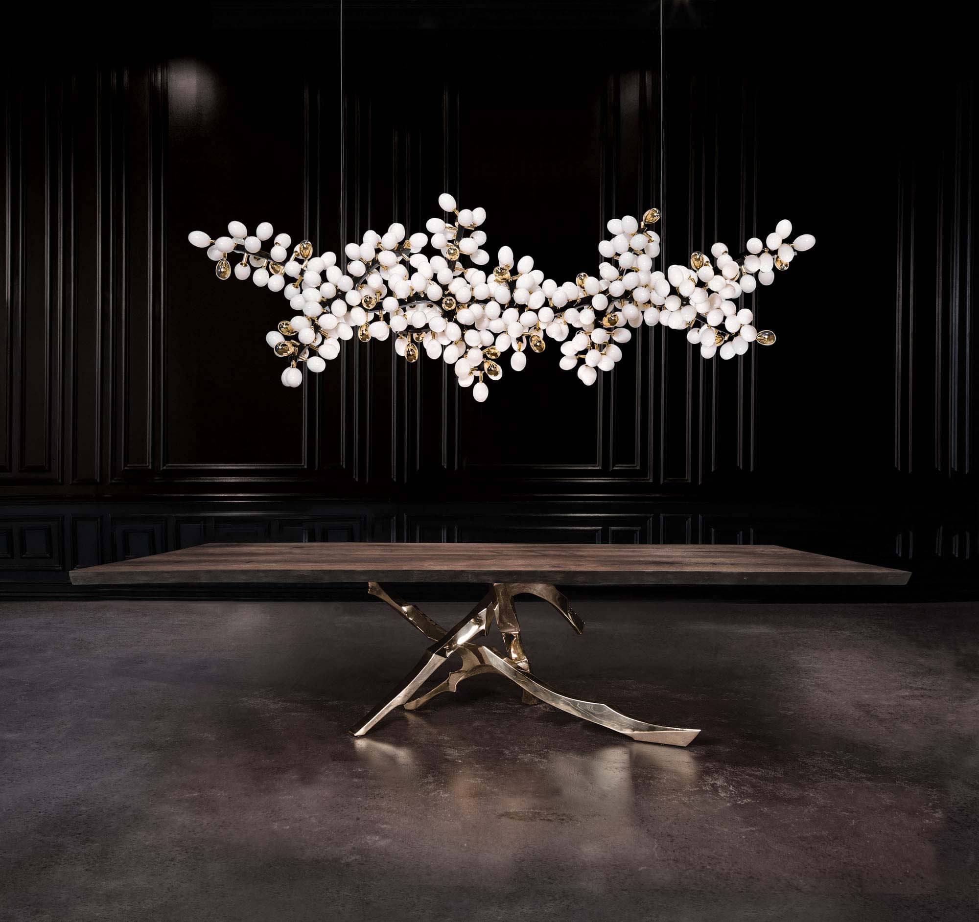 Harris Valiant Chandelier, Horizontal