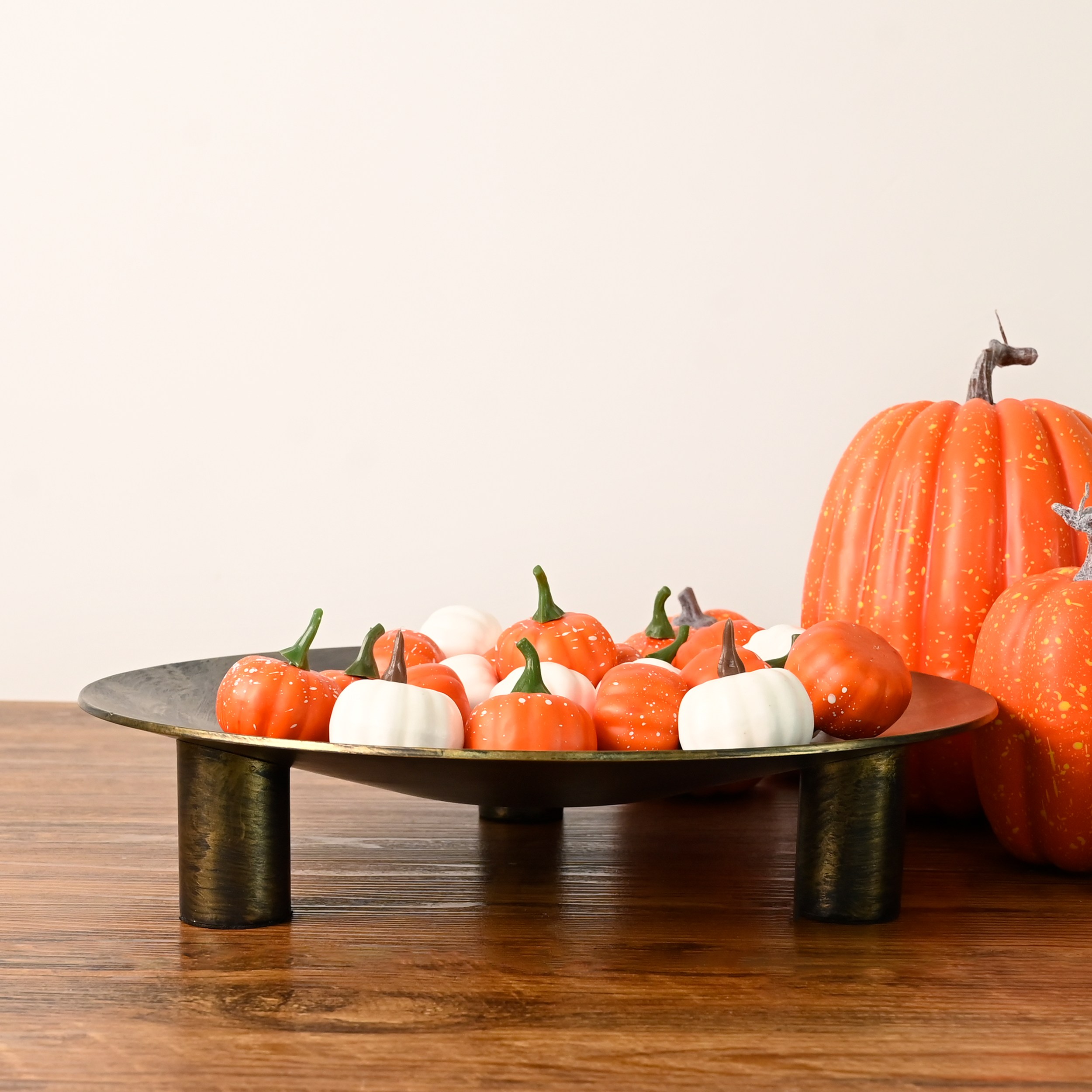 Altan Round Metal Tray