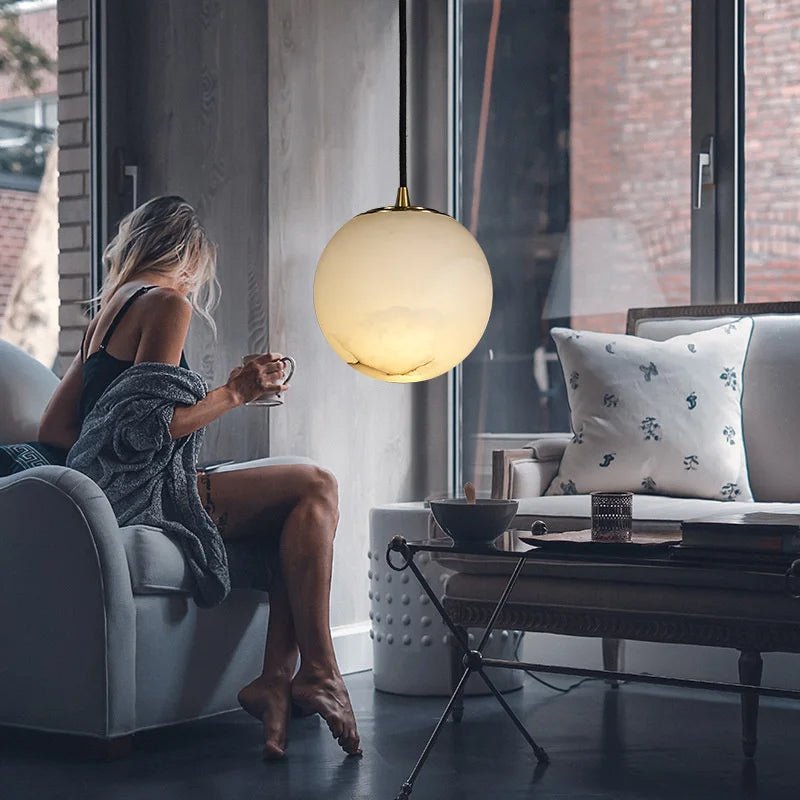 Opulent Alabaster Pendant Light