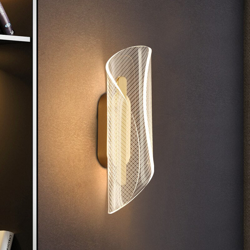 Lamia Modern Wall Sconce