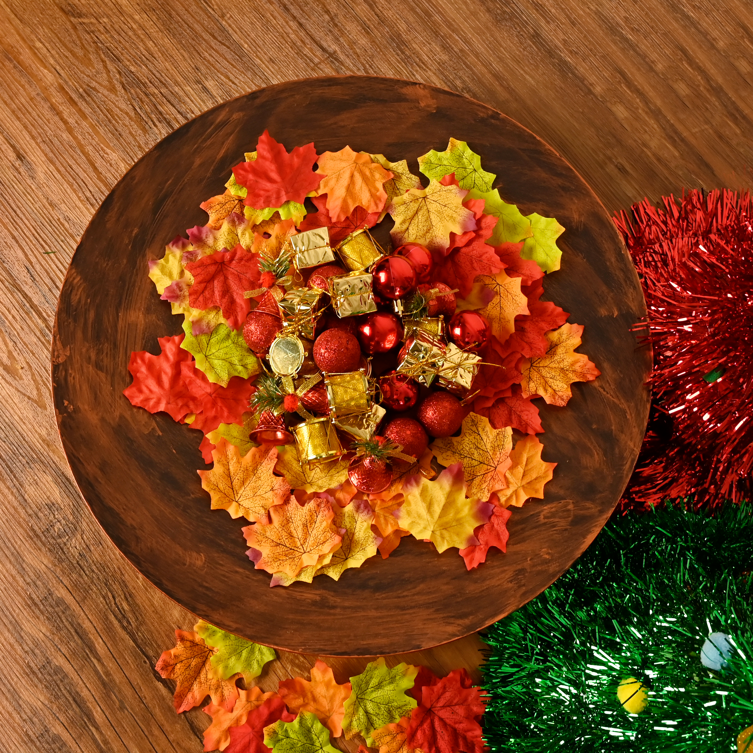 Altan Round Metal Tray